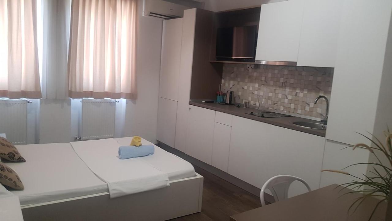 Grand Central Accommodation - Smardan 부쿠레슈티 외부 사진