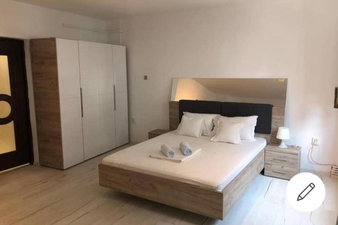 Grand Central Accommodation - Smardan 부쿠레슈티 외부 사진